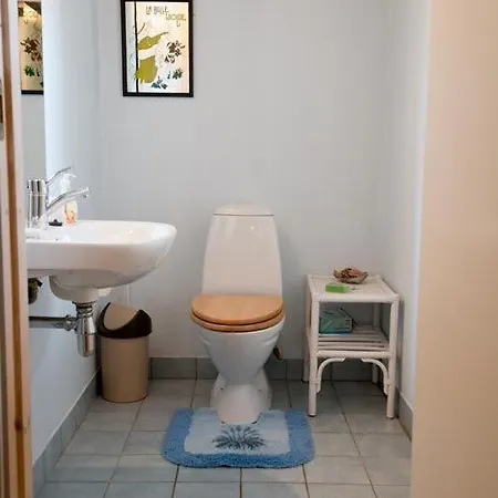 Moen Oekologisk Bed & Breakfast Askeby