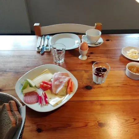 Moen Oekologisk Bed & Breakfast *