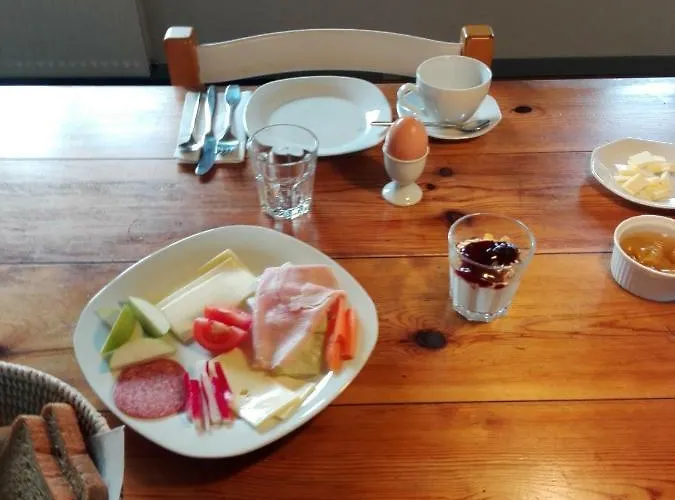 Moen Oekologisk Bed & Breakfast *